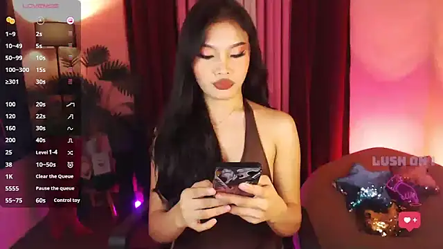 Snapshot of Asianprincess69 chatting on December 15, 7:29 pm Asianprincess69 online show from December 15, 7:29 pm