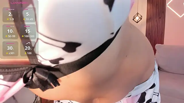 Snapshot of Miiaa_jones chatting on October 13, 1:11 pm Miiaa jones online show from October 13, 1:11 pm