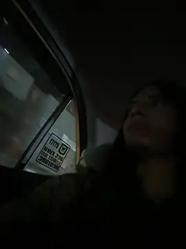 Isabella21  online show from February 5, 11:53 pm