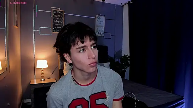 Snapshot of Christopher_77 chatting on October 1, 3:18 pm Christopher 77 online show from October 1, 3:18 pm