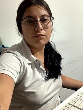 Snapshot of Velma_star chatting on September 19, 11:33 am Velma star online show from September 19, 11:33 am