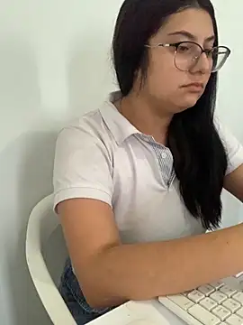 Snapshot of Velma_star chatting on October 1, 11:38 am Velma star online show from October 1, 11:38 am