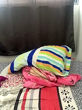 Snapshot of Velma_star chatting on October 18, 11:33 am Velma star online show from October 18, 11:33 am