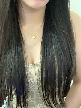 JennyQueen18 online show from May 9, 5:56 am