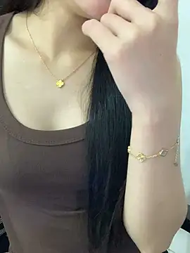 JennyQueen18 online show from May 12, 5:37 am