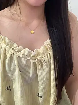 JennyQueen18 online show from May 19, 5:52 pm