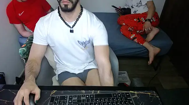 Snapshot of bossking017 chatting on January 26, 7:20 pm bossking017 online show from January 26, 7:20 pm