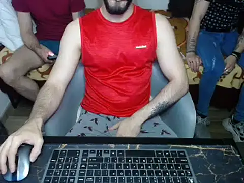 Snapshot of bossking017 chatting on February 1, 11:48 pm bossking017 online show from February 1, 11:48 pm