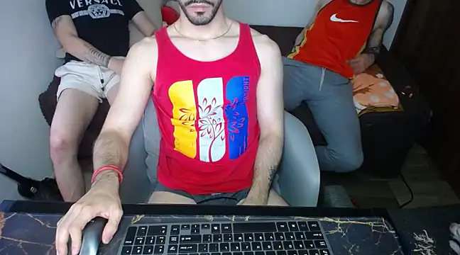 Snapshot of bossking017 chatting on March 2, 6:30 pm bossking017 online show from March 2, 6:30 pm