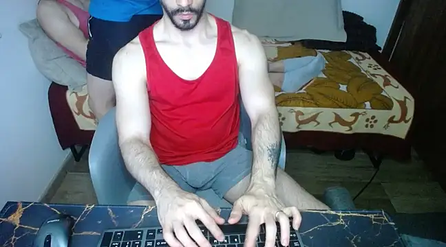 Snapshot of bossking017 chatting on March 16, 3:25 am bossking017 online show from March 16, 3:25 am