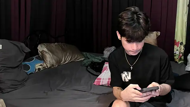 Snapshot of hotfreshdior chatting on March 30, 4:41 pm hotfreshdior online show from March 30, 4:41 pm