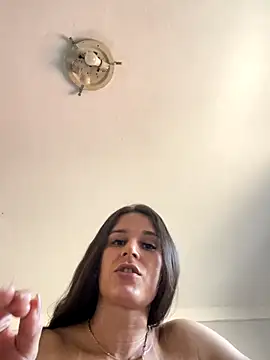 Snapshot of Isabelaa_ chatting on November 13, 6:18 pm Isabelaa online show from November 13, 6:18 pm