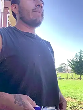 Snapshot of edddy23 chatting on September 24, 11:19 pm edddy23 online show from September 24, 11:19 pm