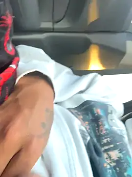 Snapshot of edddy23 chatting on September 26, 3:05 pm edddy23 online show from September 26, 3:05 pm