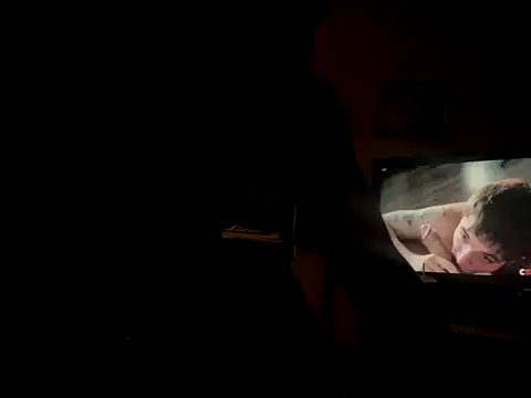 Snapshot of edddy23 chatting on October 7, 1:47 am edddy23 online show from October 7, 1:47 am