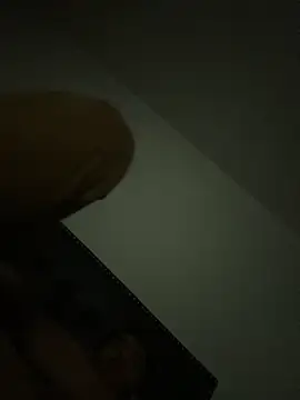 Snapshot of edddy23 chatting on October 10, 9:41 am edddy23 online show from October 10, 9:41 am