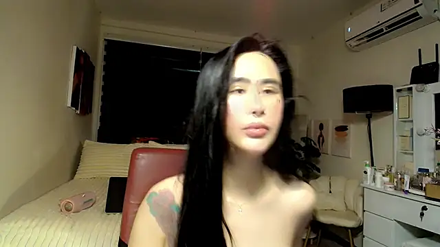 XhotcockcumXts online show from May 2, 5:12 am