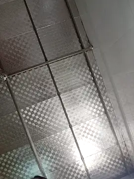 daisylouis online show from March 23, 1:20 am