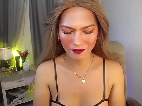 Snapshot of Queensabbyvee chatting on November 4, 4:28 pm Queensabbyvee online show from November 4, 4:28 pm