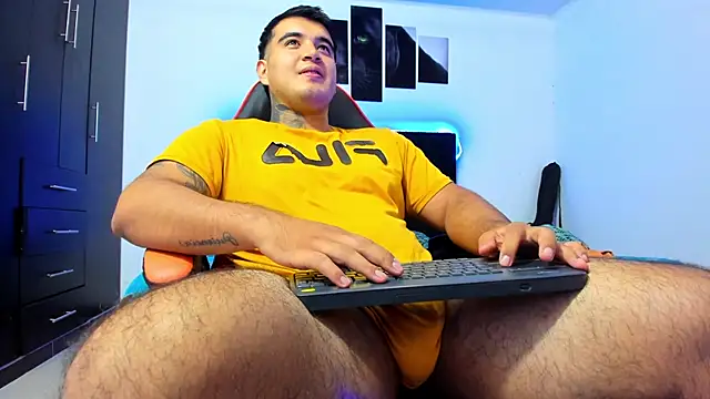 thiago  cp01 online show from February 26, 4:33 am