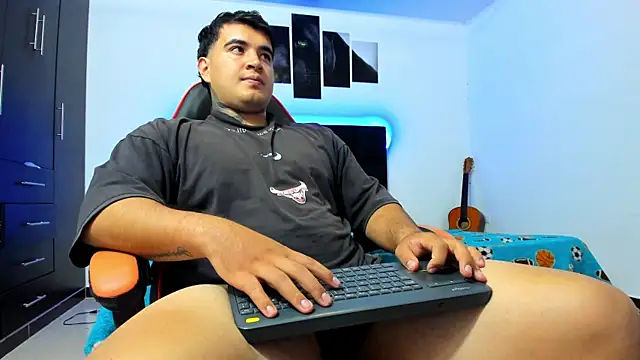 thiago  cp01 online show from March 20, 4:17 am