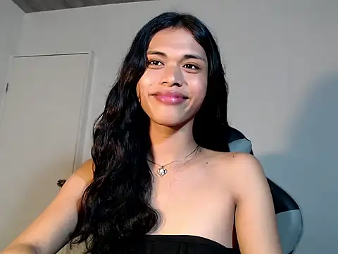 urcurlydiva online show from November 2, 1:57 pm