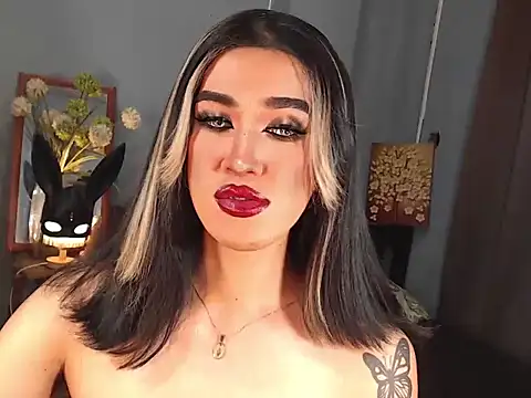 AleinaCroft online show from September 19, 9:54 am