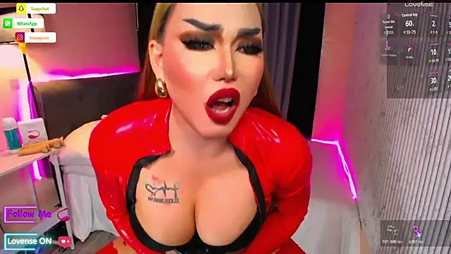 Snapshot of BigDickSelfsucker chatting on April 28, 2:33 pm BigDickSelfsucker online show from April 28, 2:33 pm