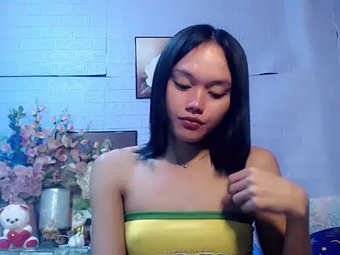 sexybabewarrior online show from May 13, 5:43 pm