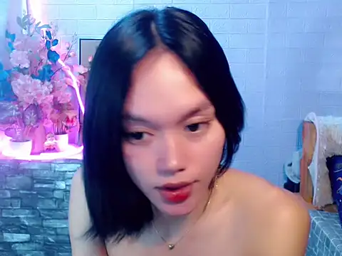 sexybabewarrior online show from May 21, 5:25 am