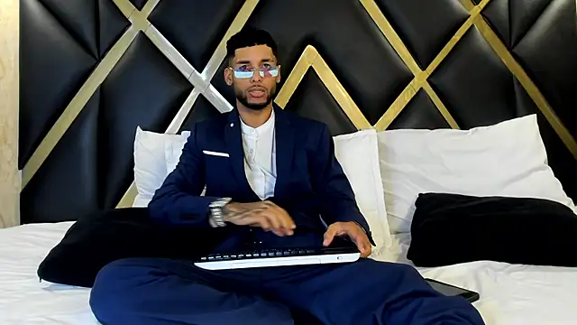 Thiagoferreti online show from February 5, 3:33 am