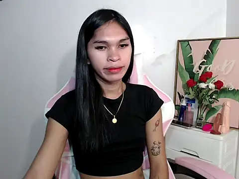 sexloverxxz online show from September 24, 8:28 am