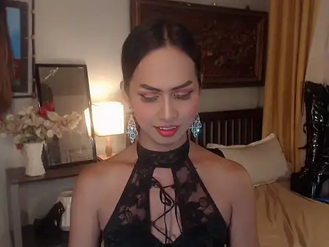 Nathalieheartt online show from December 1, 3:44 am