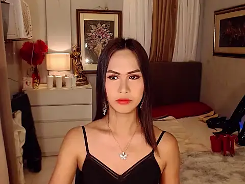 Nathalieheartt online show from February 11, 6:40 am