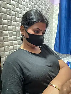 Hot Jaanvi  online show from March 27, 10:48 am