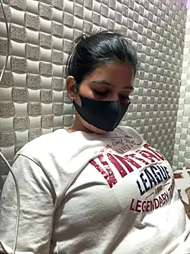 Hot Jaanvi  online show from April 23, 4:09 pm