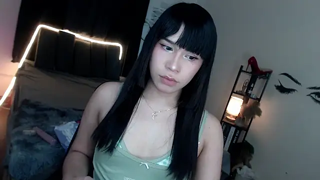 Snapshot of Veniceseduction chatting on April 5, 1:08 pm Veniceseduction online show from April 5, 1:08 pm
