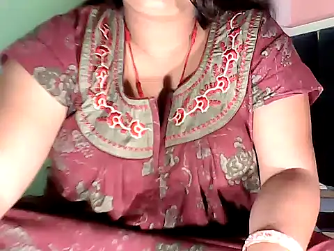 NISHA JAAN01 online show from September 18, 10:23 pm
