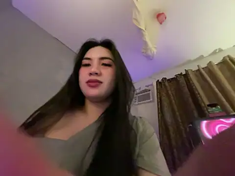 Snapshot of wild_flowerx chatting on April 25, 11:57 pm wild flowerx online show from April 25, 11:57 pm