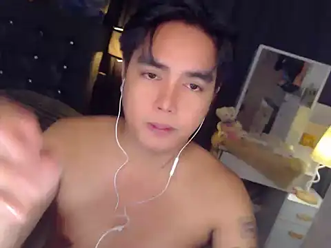 Snapshot of JakeXolsen chatting on March 17, 6:33 pm JakeXolsen online show from March 17, 6:33 pm