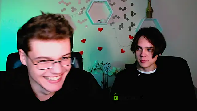 lucas long  online show from October 12, 8:46 am