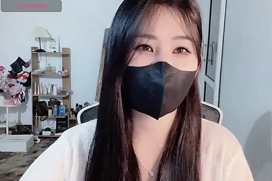    Daisy    online show from November 20, 3:18 am