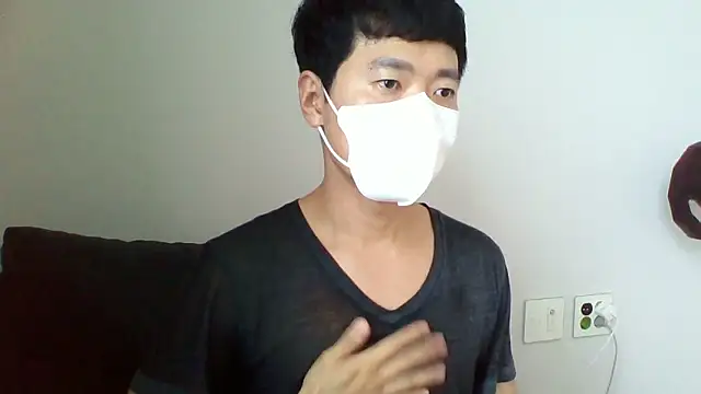 Snapshot of _kinggun_ chatting on September 14, 12:32 am  kinggun  online show from September 14, 12:32 am