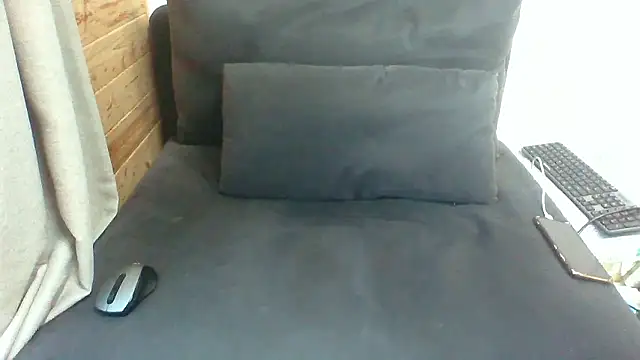 Snapshot of _kinggun_ chatting on October 24, 10:50 pm  kinggun  online show from October 24, 10:50 pm