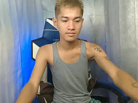 riks tyler online show from October 29, 5:04 pm