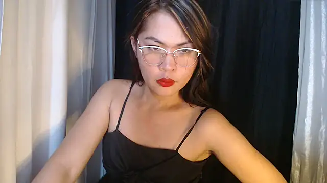 urgirljane online show from September 22, 3:58 pm