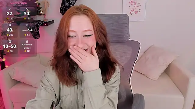 Snapshot of Violet_Griffen chatting on January 7, 3:25 pm Violet Griffen online show from January 7, 3:25 pm