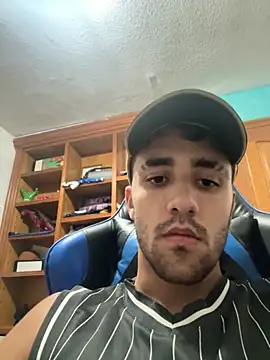 aavrdvh33 online show from September 27, 10:59 pm