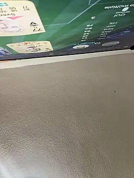 aavrdvh33 online show from October 8, 7:44 pm