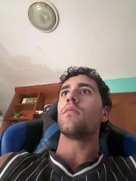 aavrdvh33 online show from November 13, 3:55 pm